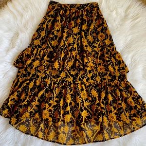 Ann Taylor mid ruffle skirt - 00